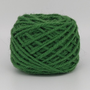NEW!   #125 Lawn Grass Wool Rug Yarn 100% New Zealand Wool Ready for Use ~ 3 Ply Thick, Optional weight -1 oz., 2 oz., 4 oz. or 1 lbs.