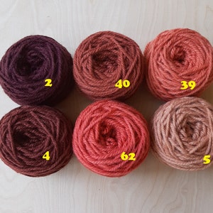 Bonus Buy ~ PEACH- 6 shades of RED Color Wool Rug Yarn ~ Ready to Use ~ 3 Ply Thick, 2 oz