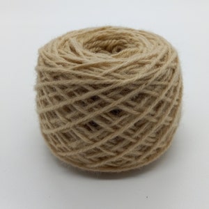 Beige # FY8 THIN (Fine Punch Needle) Wool Rug Yarn 100% Wool 1/8 lb. Ready for Use ~ 3 ply,