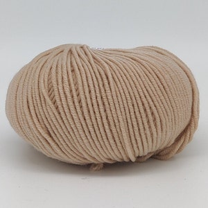 Wool #807 Knitting yarn 100% Australian Merino Wool spun in Italy, 1 oz.3/4 ( 50 g), 131 yards (120 m) Golden Fleece Prato