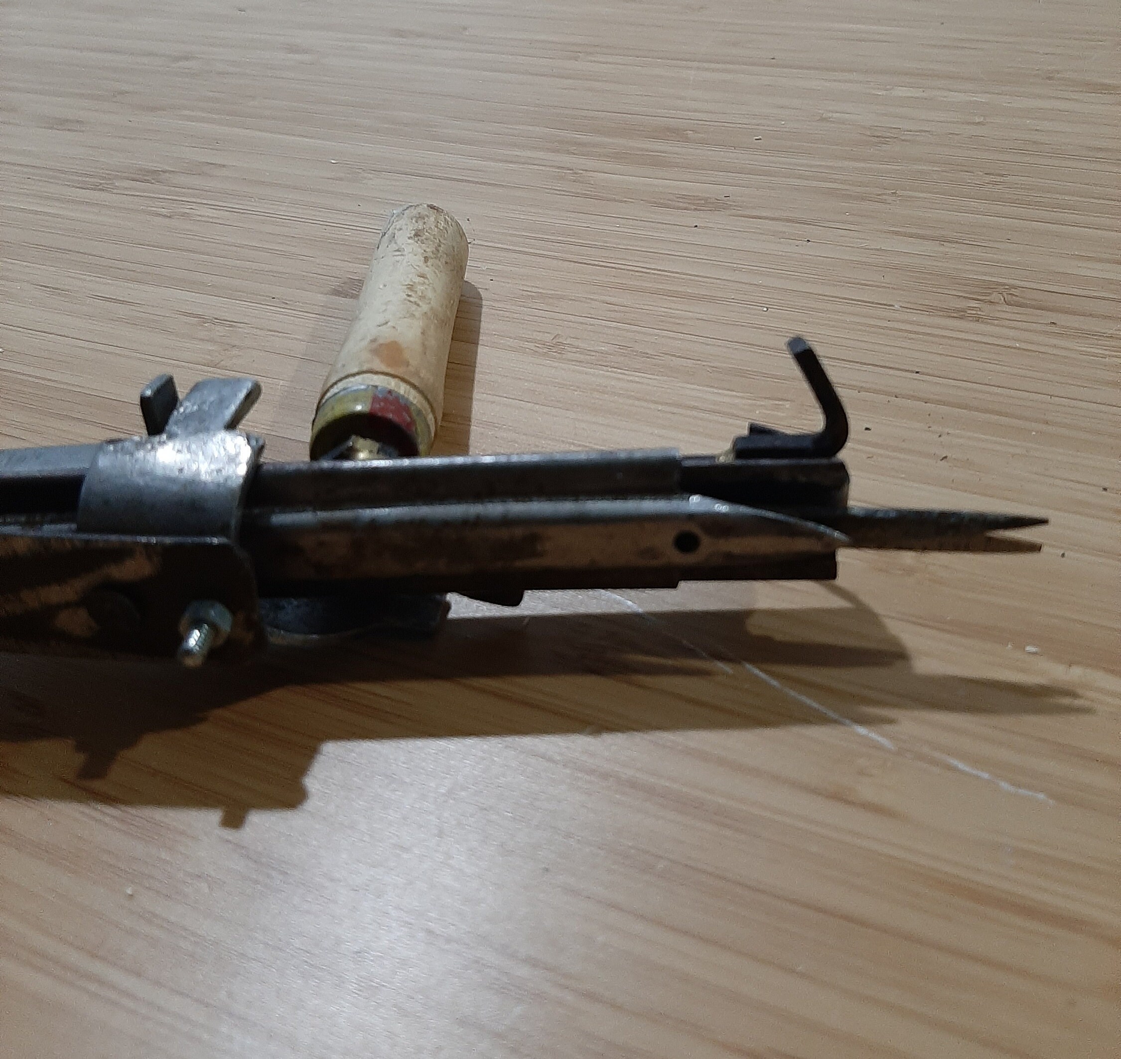 Set of Two Rug Making Tufting Manual Tool Cuts The Yarn For | Etsy