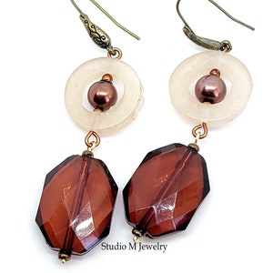 Brown And Bronze Earrings, Lightweight Brown Earrings, Light Tan Donut Jewelry, Brown Pearl Earrings, Unique Jewelry, Brown Jewelry (E335)