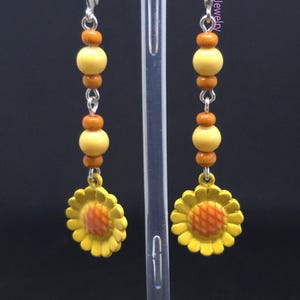 Sunflower Earrings, Yellow Dangle Earrings, Yellow Flower Jewelry, Yellow & Silver Summer Earrings Beach Party Earrings, Boho Jewelry (E947)