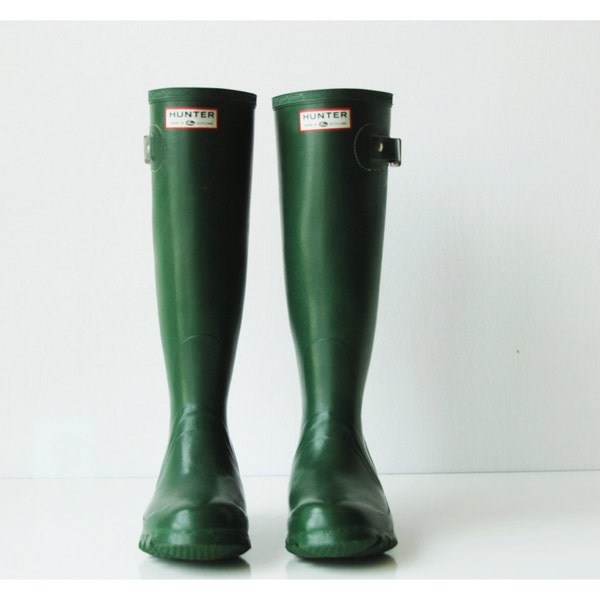 Green HUNTER Rubber Boots/ Made in Scotland/ Hunter Green/ Marked Size 36/ For Size 5 - Size 6/ Women's Rain Boots/ Tall Boots