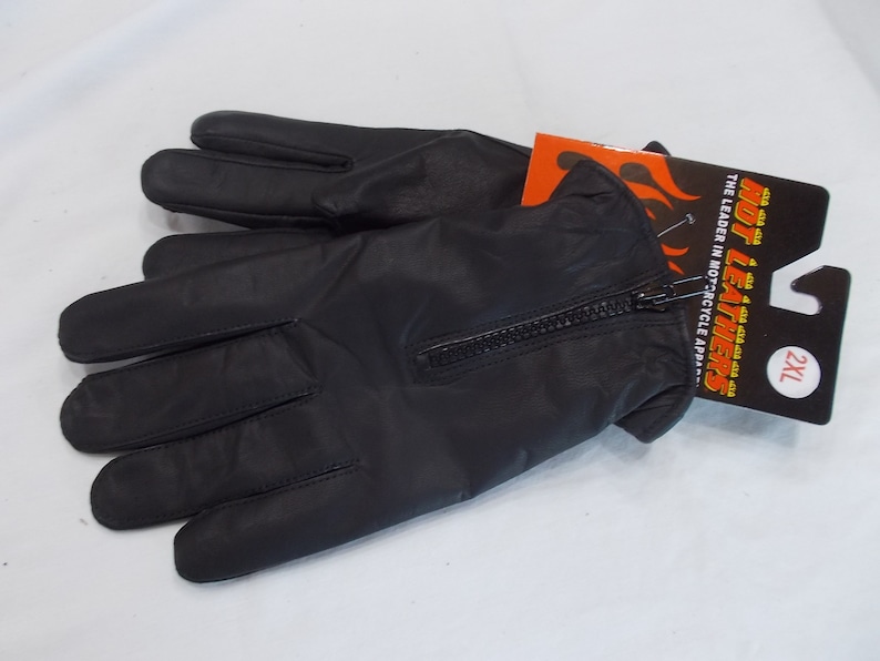 Raider Black Leather Gauntlet Motorcycle Riding Gloves for Men and Women Size X-Large Raider Black Leather Gauntlet Motorcycle Riding Gloves for Men and Women Size X-Large