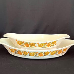 Vintage 70s Floral Capri Bake Serve N Store Stoneware Casserole Dishes, 2 Sizes, 10-1/2&quot; and 13&quot;, Made in Japan