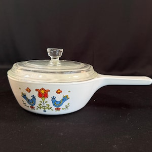 P-81-B Country Festival Corning Ware Sauce Pan with Glass Lid Microwave and Stove Top Safe