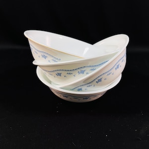 4 Morning Blue Cereal, Salad  Bowls by Corelle, Floral Blue Design, Retro 1970&#39;s Corelle