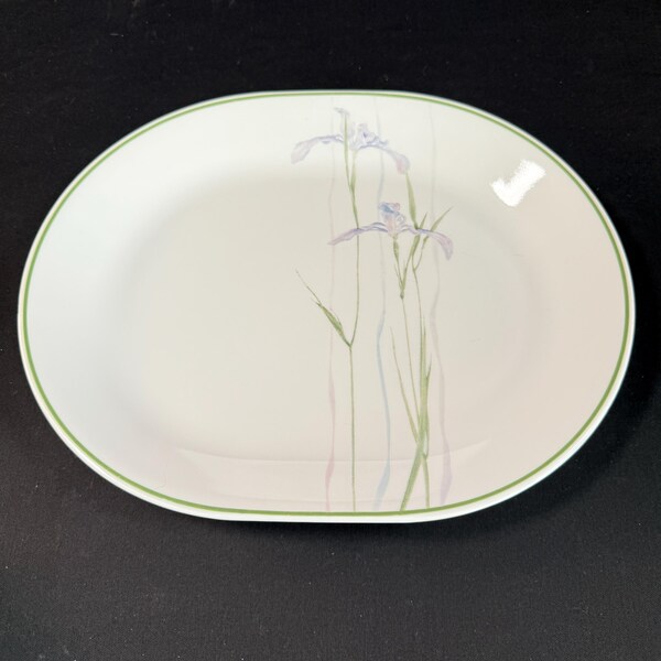 Plato grande Corelle con diseño Shadow Iris de 30,5 x 25,4 cm. Fabricado en EE. UU.