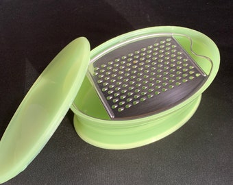 1996 Bodum 3 Piece Citrus Grater with Bowl and Lid, Made in Italy, Unique Bodum Grater in Great Used Condition, Very Stylish