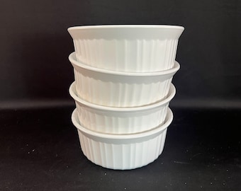 Set of 4 French White Corning Ware Bowls  F-16-B 500 ML, Great Condition, Very Clean, Perfect For Salads, Small Servings, Soups, Desserts