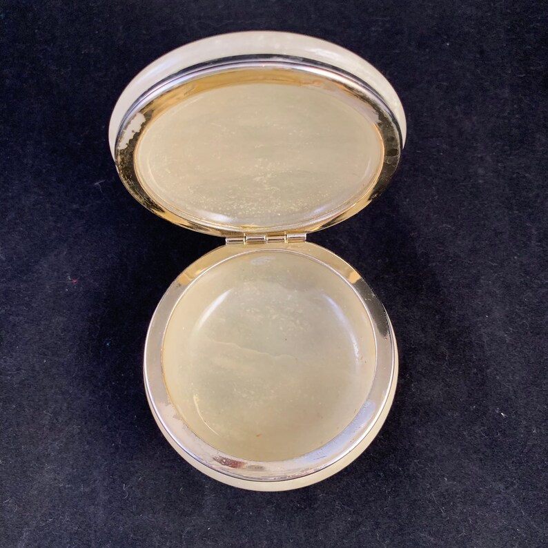 Alabaster Box Jewelry Company - Business ProfileforAlabaster Box