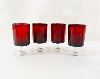 4 oz. Set of 4 Ruby Red Luminarc Arcoroc Wine Glasses Red with Clear Glass Base, Great Condition, No Chips or Cracks