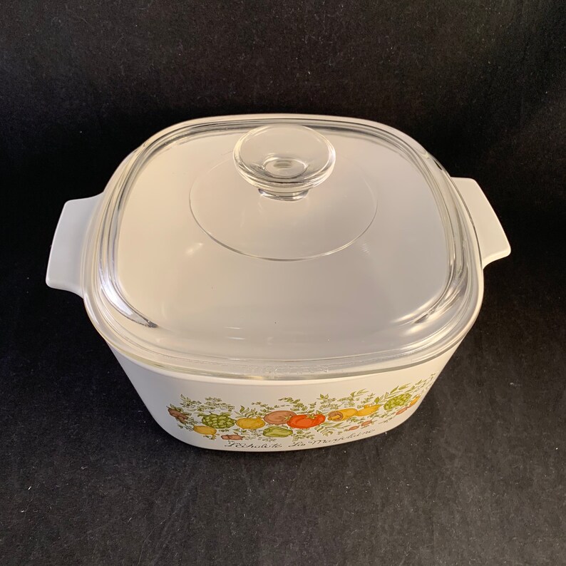 Range Made in USA Oven A-3-B Microwave 3 QuartLiter Spice of Life Corning Ware Casserole Dish with Clear Glass Lid