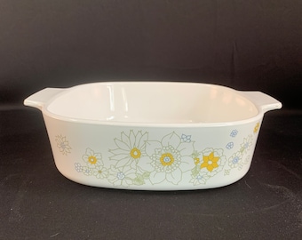 A 2 Quart Floral Bouquet Corning Ware Casserole Dish, A Rare Hard to Find Pattern,Made in USA