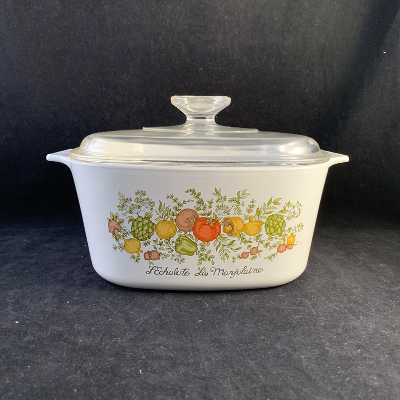 Range Made in USA Oven A-3-B Microwave 3 QuartLiter Spice of Life Corning Ware Casserole Dish with Clear Glass Lid