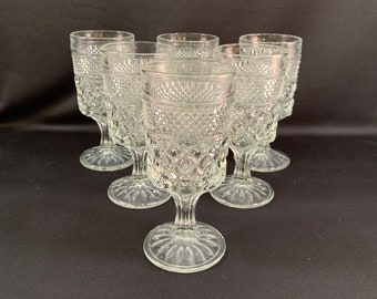 Set of 6 Wexford Stemmed Glasses, Goblets, Drinking Glasses 8 oz., Great Condition, no Chips or Cracks, Classic Vintage Stemware