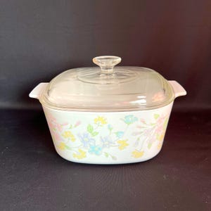 3 Liter 2 Piece Set of Pastel Bouquet Corning Ware, Casserole with Glass Lid, A-3-B, 3 Liter, Microwave and Stove Top Safe, Good Condition
