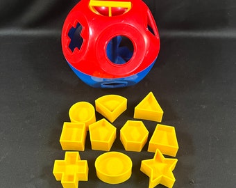 Vintage Tupperware Shape Learning Toy in Good Used Condition, Retro Tupperware Toy, Complete with 10 Shapes