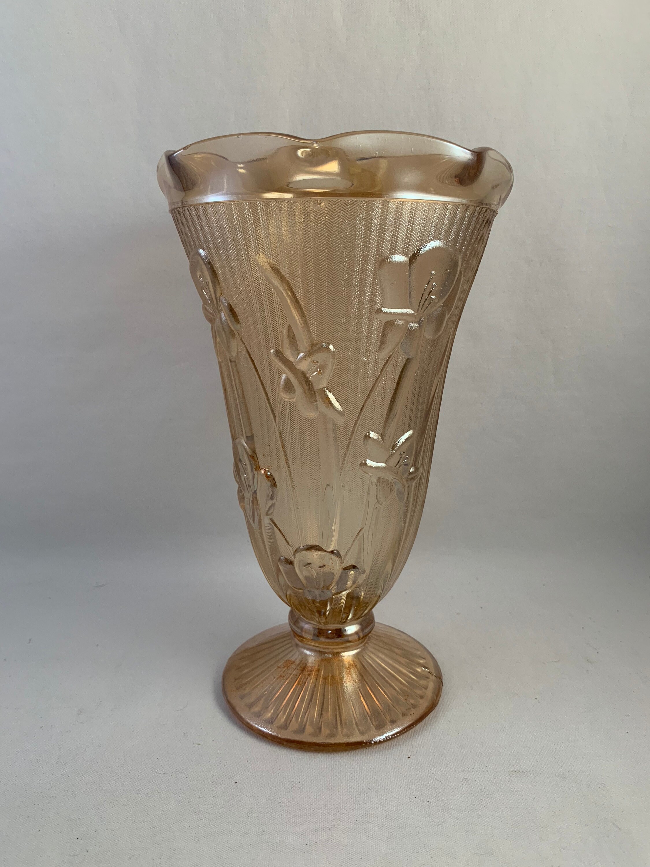 A Beautiful Iris Herringbone Carnival Vase 9 Tall Etsy