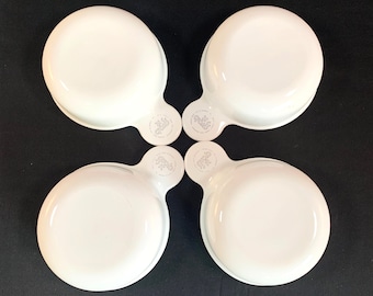 4 Grab Its by Corning Ware - Bowls/Mugs/Casseroles - White in Color, Authentic Grab its, Set of 4 In Great Vintage Condition, Very Clean