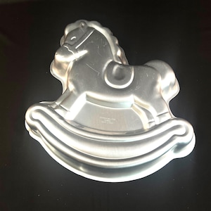 Wilton 1984 Rocking Horse Cake pan, Retro Cake Pan, Rocking Horse Large Cake Pan, Vintage Wilton Cake Pan Molds