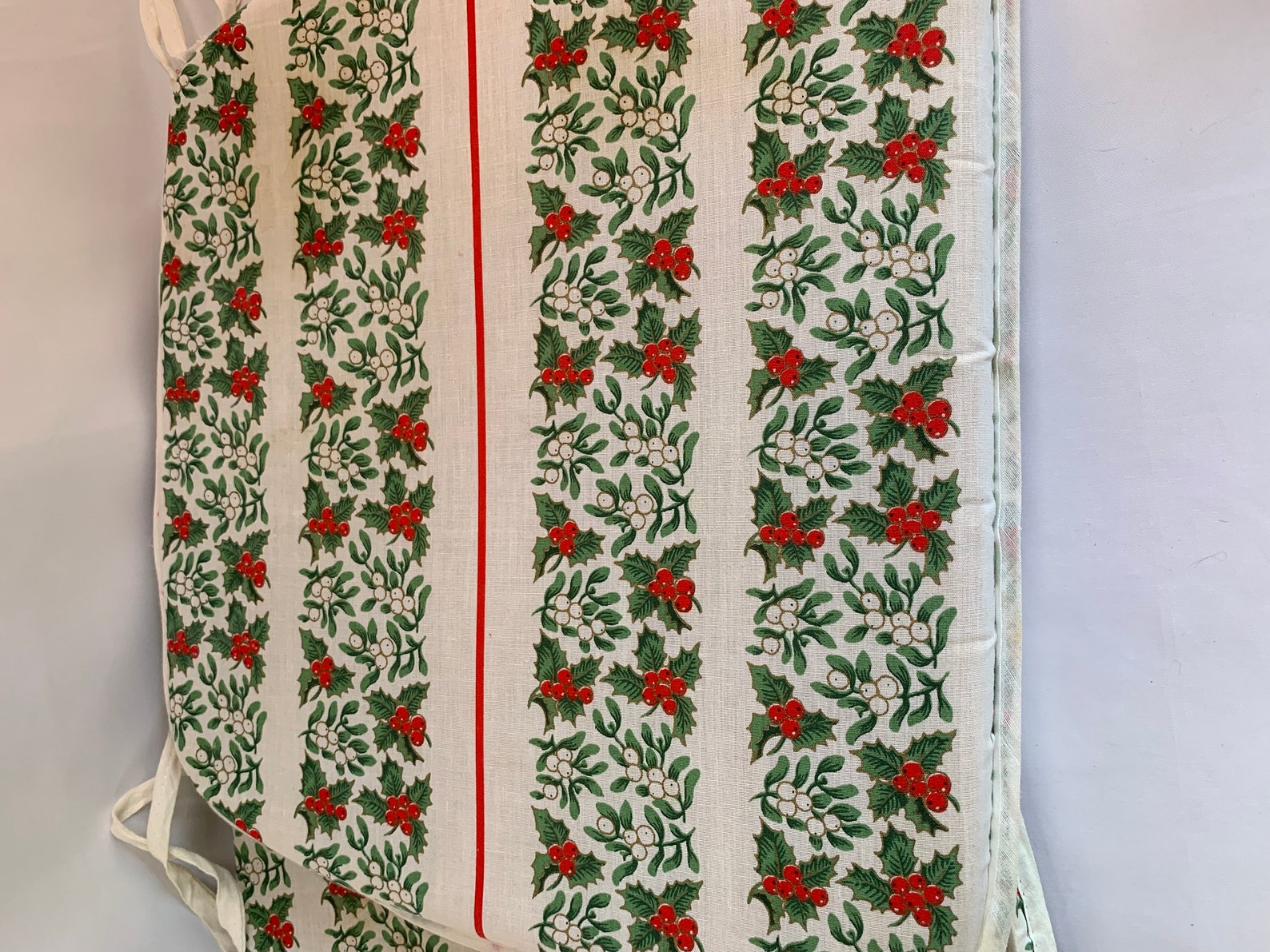 Set of 4 Classic Christmas Design Chair Cushions Classic Etsy