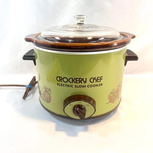 3 Qt Vintage Crockery Chef Electric Slow Cooker with Glass Lid, Temperature Off, Low, High, Retro Design, Stoneware Lifts Out, Olive Green