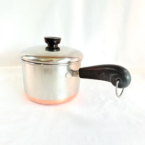 2 Quart 80 Copper Bottoms Revere Ware Saucepan with Lid, Revere Ware Pan, Some Ware See all Photo&#39;s, Made in Clinton, Ill USA
