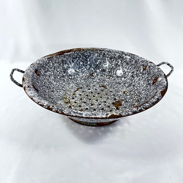 Rustic Graniteware Colander in Worn Condition a Great Decorative Piece,  Hold Fruits/Vegetables, Great Rustic Display Item, Farmhouse Decor.