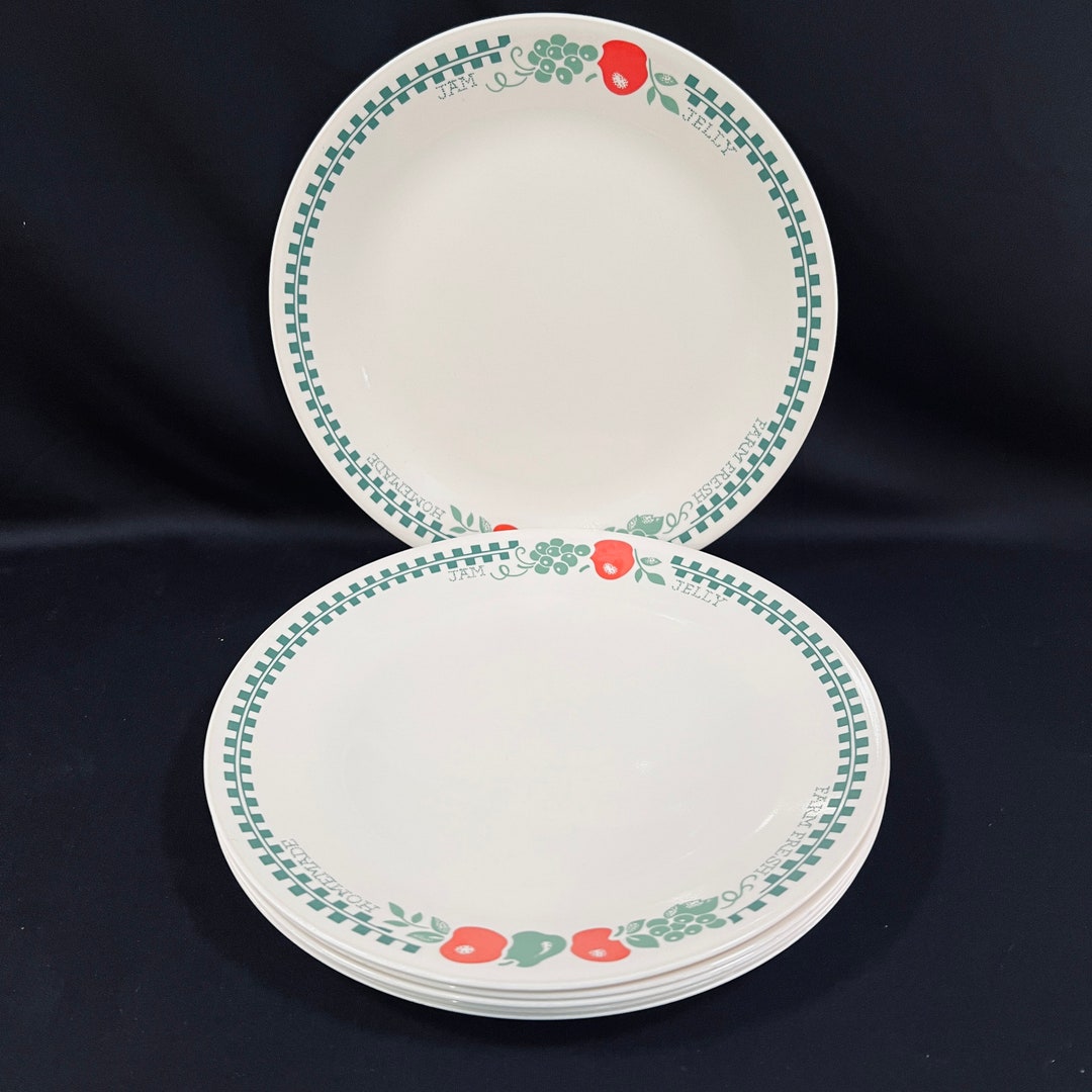 6 Farm Fresh Dinner Plates Corelle, Great Condition, No Chips or Cracks