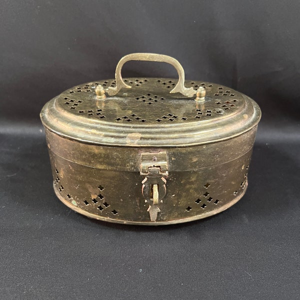 Vintage Brass Oval Cricket Box, Ornate Cricket Box with Beautiful Detail Work, Handle, Latch and Foot Pegs, Brass Decorative Jewelry Box