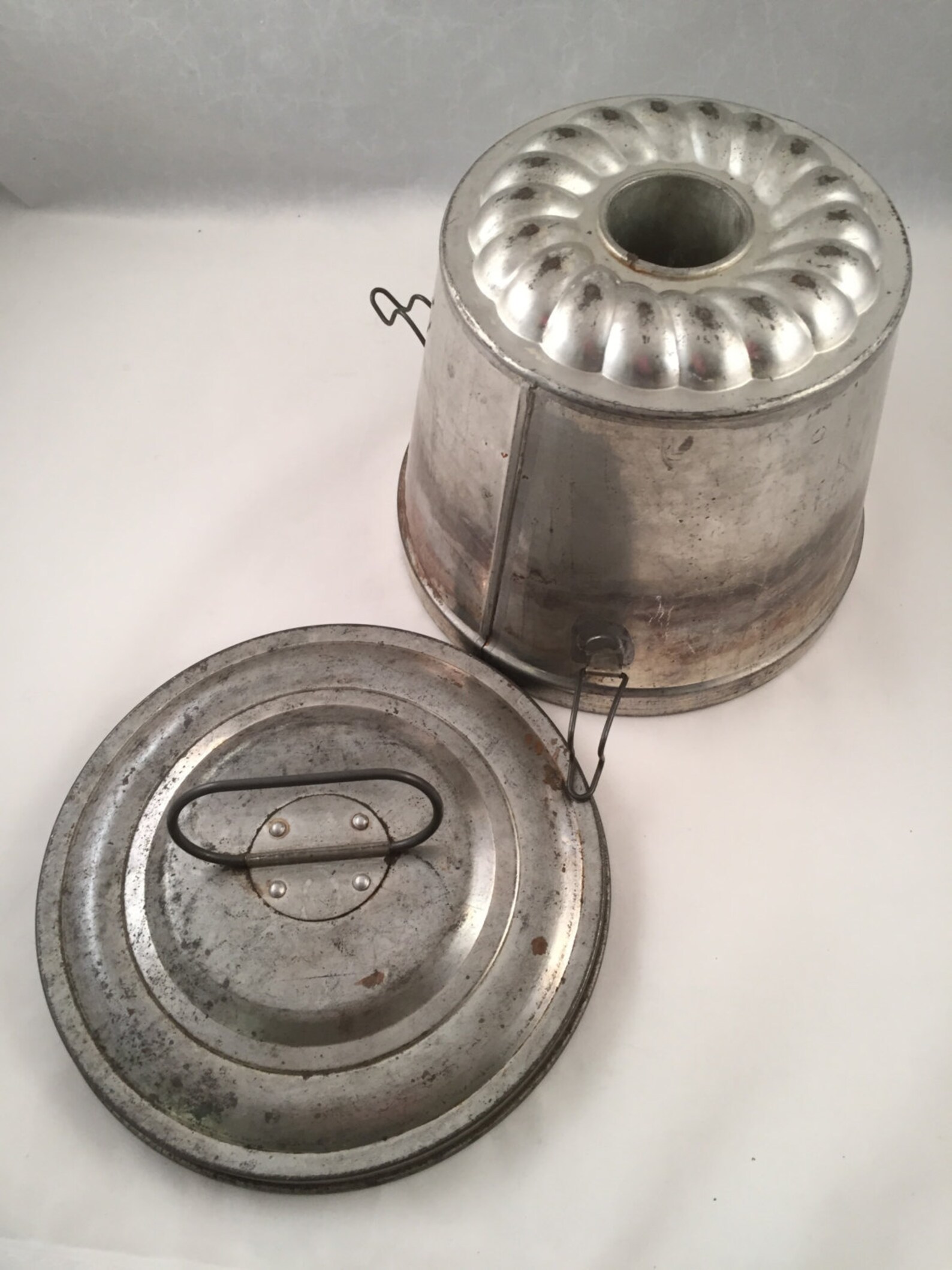 Antique Metal Pudding Mold Rustic Secure Clamp Down Lid Etsy