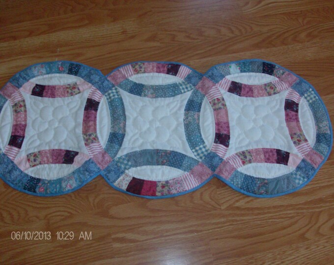 Hand Quilted Table Runner Etsy