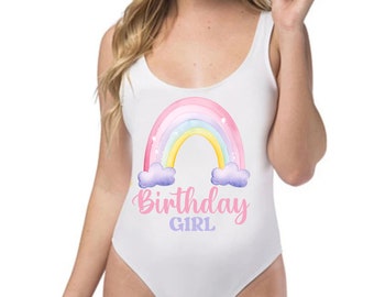 Anniversaire de fille de bain, maillot de bain une pièce, maillots de bain fête de plage, maillot de bain anniversaire Reine, maillot de bain escouade anniversaire, cadeau d'anniversaire, maillot de bain escouade,