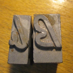 B4 - &#39;B&#39; MONOGRAM - JUMBO Initials Letterpress - Collectable