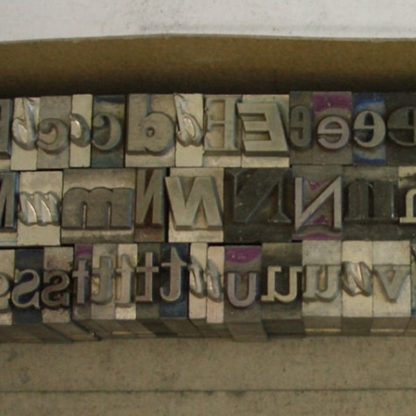 GF5 - GREAT 24 pt Alphabet Set - Used Letterpress Lot