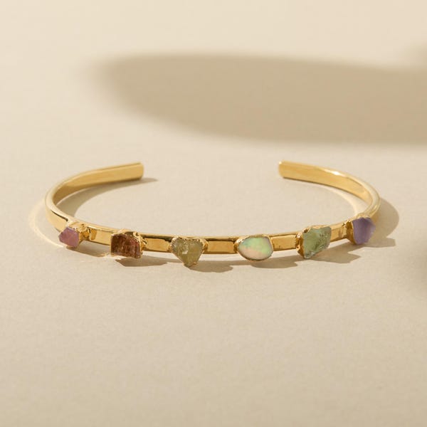 Brazalete de piedras preciosas en tonos pastel arcoíris, joyería de cristal hecha a mano, pulsera de ópalo, brazalete de topacio, joyería con piedra natal, nuevo color / Exclusivamente en Etsy