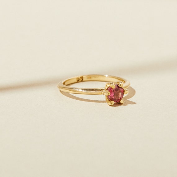 Garnet Birthstone Ring, January Birthstone Jewelry, Stacking Birthstone Ring, Dainty Minimalist Solitaire Ring, Handmade Jewelry for Her