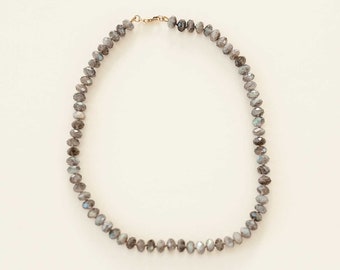 labradorite gemstone candy necklace, hand knotted gemstone bead necklace, natural gemstone necklace, labradorite jewelry, gray beaded