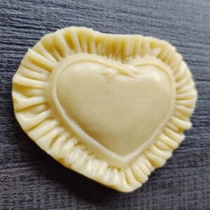 Ruffle Heart Silicone Cookie Mold
