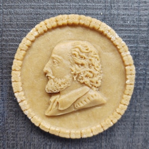 William Shakespeare Cameo Portrait