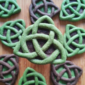 Silikonform für Keksform mit keltischem Knoten