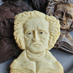 Molde de silicona para galletas de Edgar Allan Poe imagen 7