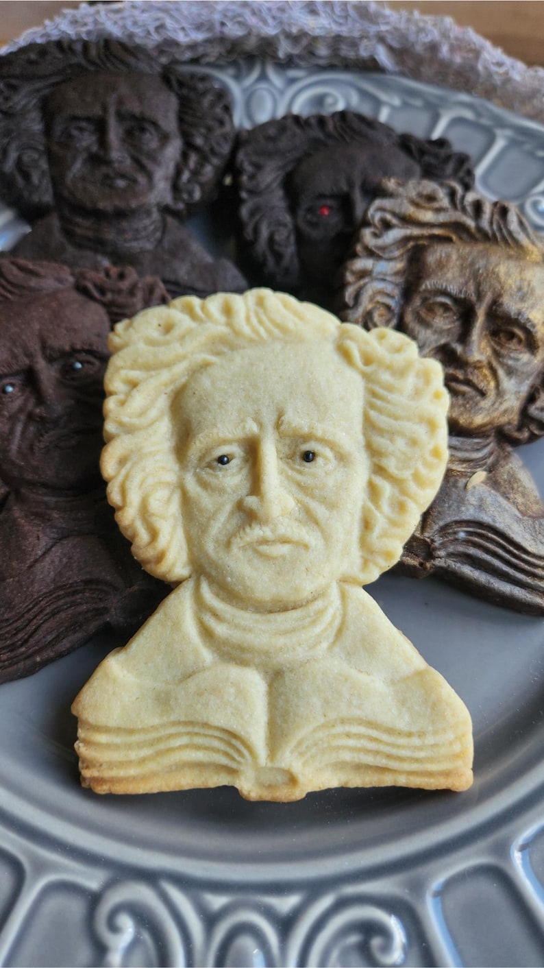 Molde de silicona para galletas de Edgar Allan Poe imagen 7