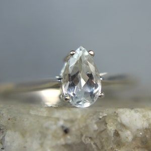 GOSHENITE - Genuine Clean & Bright Goshenite .925 Sterling Silver Solitaire Ring