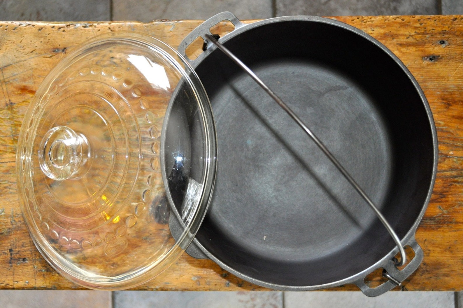 Wagner Ware No. 8 Cast Iron Dutch Oven & Matching Glass Lid Etsy