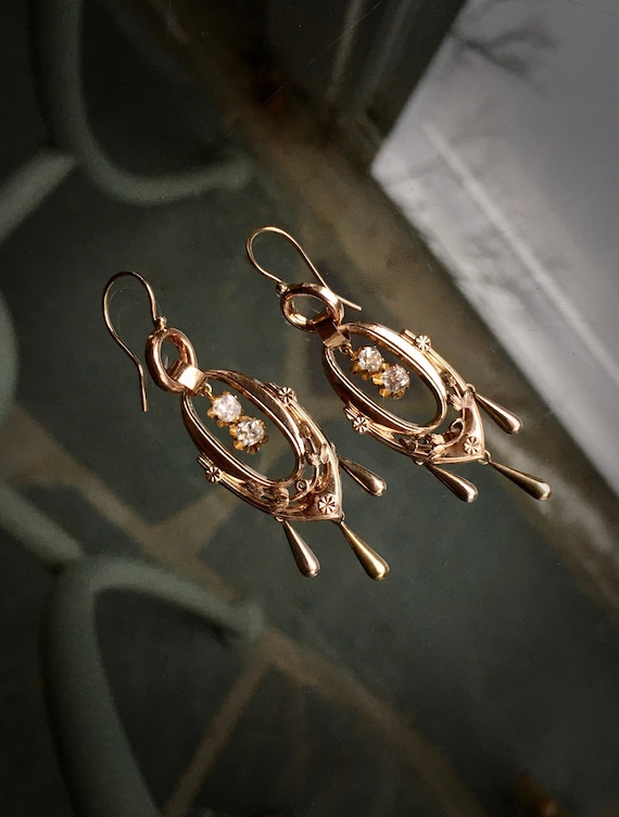 VICTORIAN Chandelier Crystal Articulated Earrings
