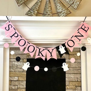 Halloween First Birthday Decorations Spooky ONE Birthday Banner Ghost 1st Birthday Halloween Garland Photo Prop Boy or Girl Birthday Spooky