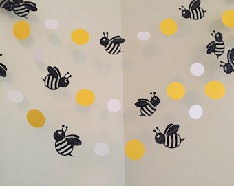 Mommy to Bee Bumble Bee Baby Shower Decorations Bumble Bee Birthday Party Decoration Bee Paper Garland Bumble Bee Nursery Room Decoration